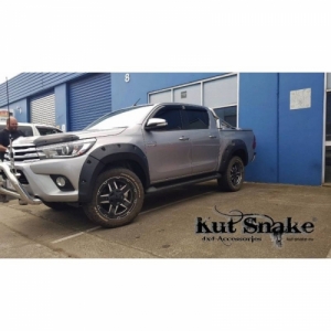 Toyota Hilux 2015-2019 Kut Snake sárvédő szélesítés