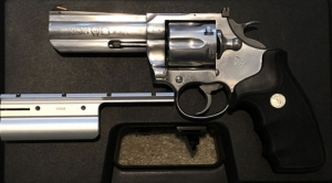 COLT KING COBRA 357 Mag. 4" Cs revolver