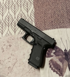 Glock 19 