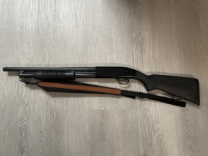 Pumps rvidcsv srtes puska