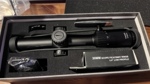1-6x24es hajtstvcs - Vector Optics