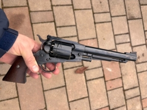 Ruger Old Army .44 el�lt�lt�s revorver