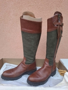 Rey Pav�n n�i csizma