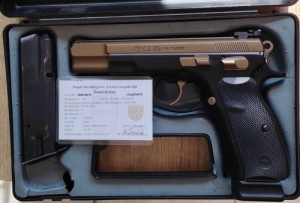 Cz85