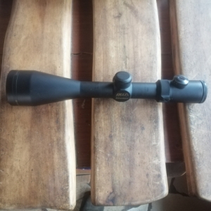Delta Titanium 2,5-10x56 ir