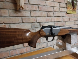 Blaser R8