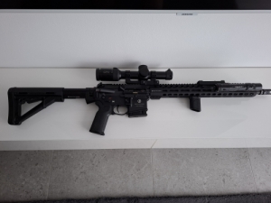Schmeisser AR-15