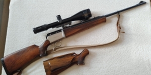 SR830