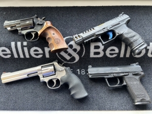 HK usp - SW revolver - Wlather match Q5 optiks
