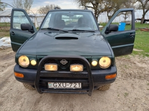 Nissan Terrano