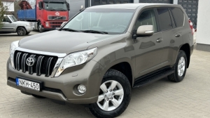 Toyota Land Cruiser 2.8 D magyarorsz�gi / tolat�kamera / �l�sf�t�s