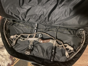 Hoyt Carbon Defiant 