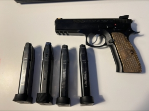 CZ 75 SP01