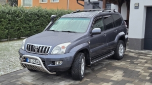Toyota Land Cruiser 120
