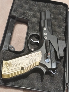 CZ75 SPORT PISZTOLY
