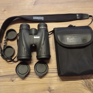 Bushnell Legend Ultra HD 10x42