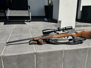 M 695