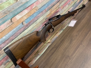 CZ 557 Lux 8x57 JS