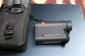 Leica CRF Rangemaster 2700-B l�zeres t�vols�gm�r� elad�
