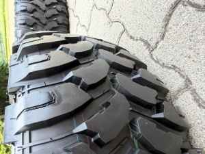 Comforser Cf3000 265/60R18 felnivel