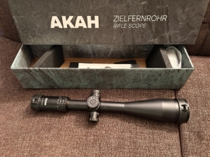 AKAH 10–40�56 Mil-dot c�lt�vcs�