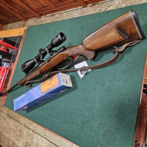 CZ 555 Lux