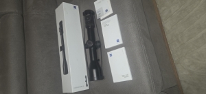 Zeiss Victory V8  2.8-20�56M
