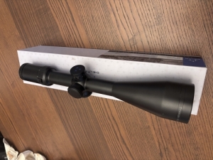 Delta titanium 2,5 10x56