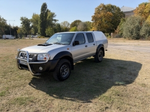 Nissan Navara D22
